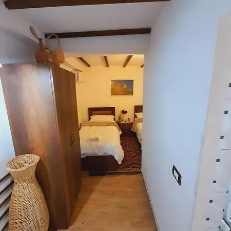 Pensjonat Maria - Castle Berat