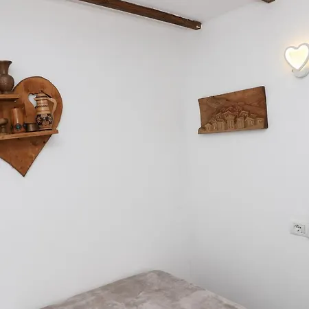 Maria - Castle