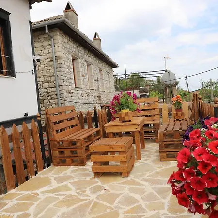 Maria - Castle בית הארחה בראט