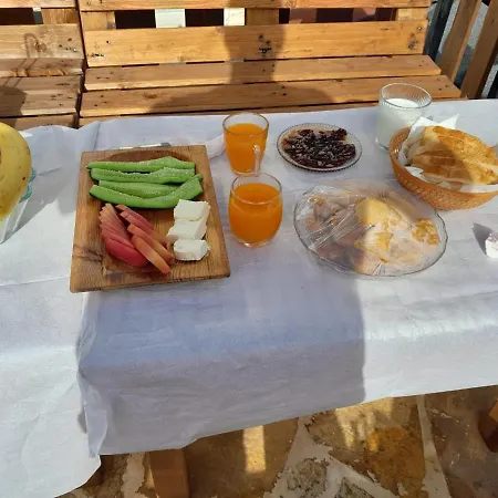 Maria - Castle Berat