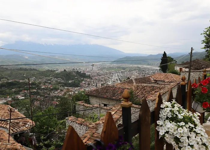 Maria - Castle Guest house Berat
