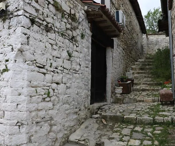 Maria - Castle Maison d'hôtes 3*