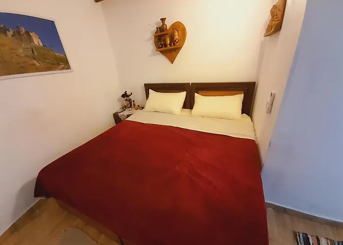 Maria - Castle Berat